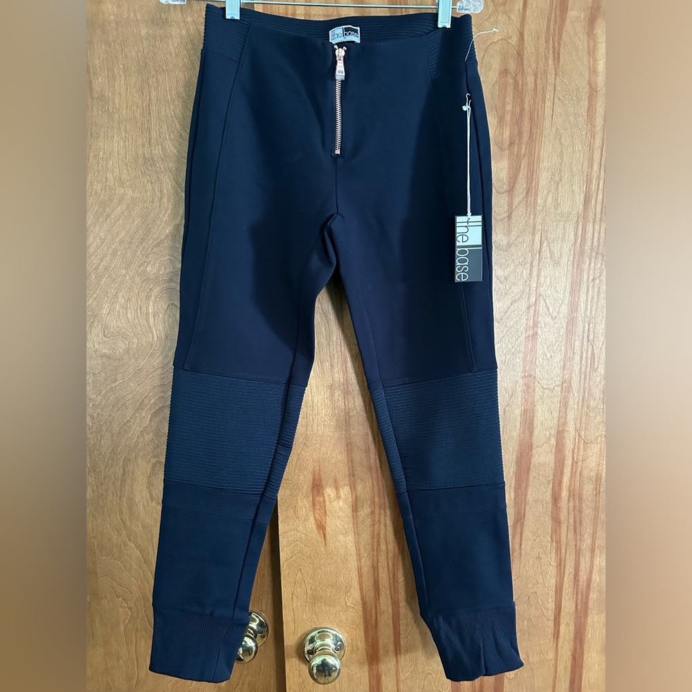 The Base women’s medium black pants. NWT